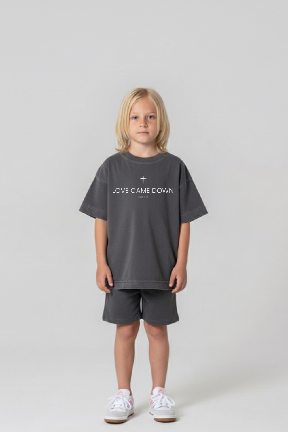 Camiseta Oversized Infantil Dois ou Mais - Love Came Down