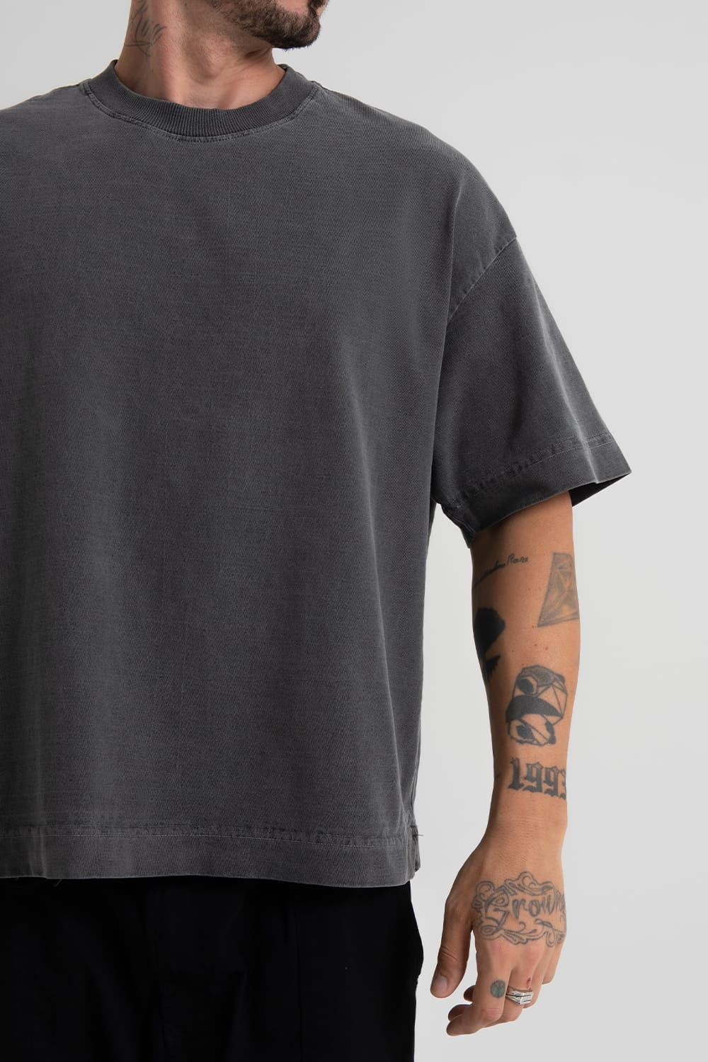 Camiseta Heavy Boxy Dois ou Mais - Jesus Known
