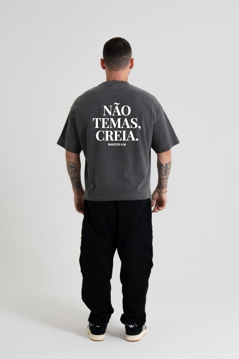 Camiseta Heavy Boxy Dois ou Mais - NÃO TEMAS