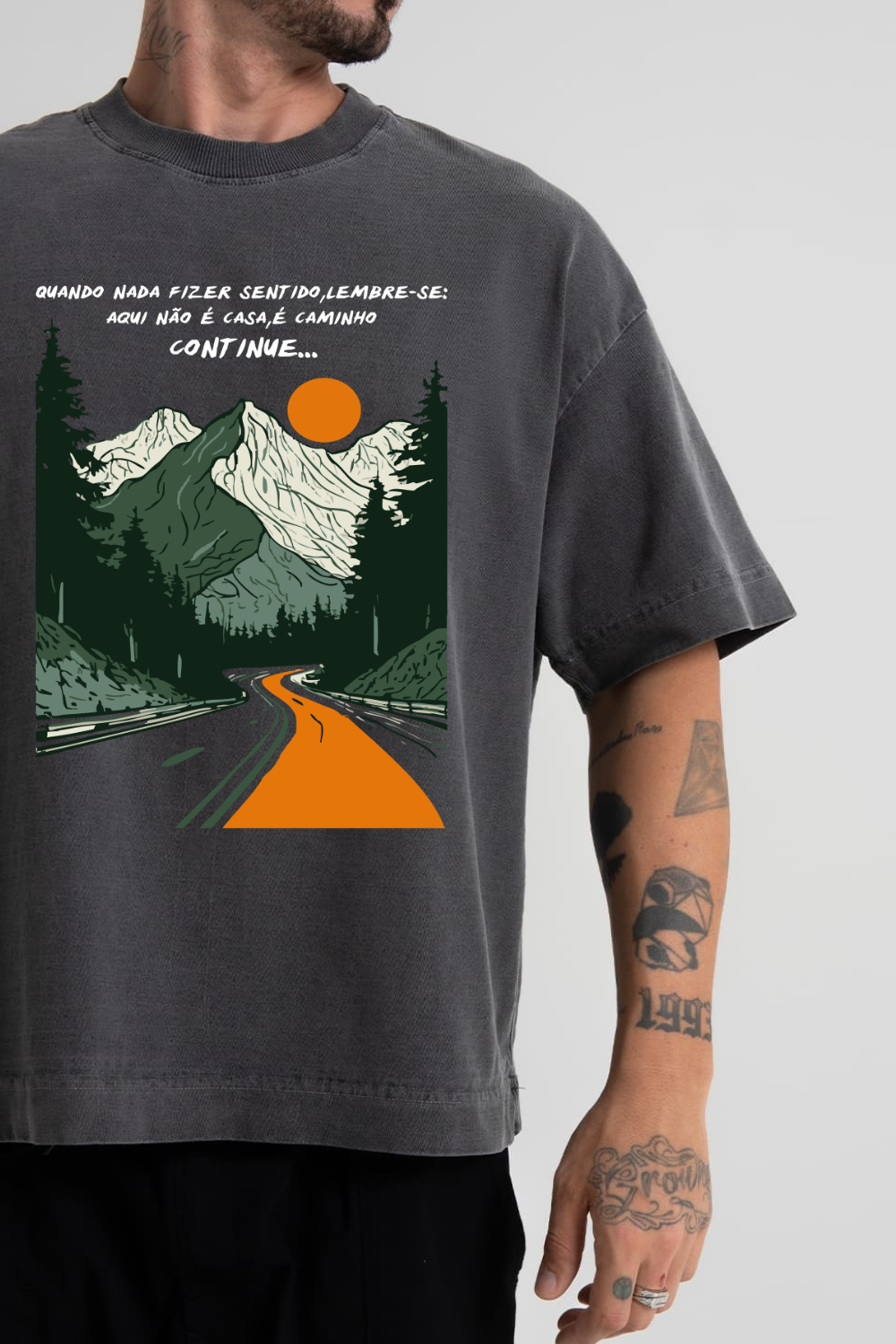 Camiseta Heavy Boxy Dois ou Mais - Caminho