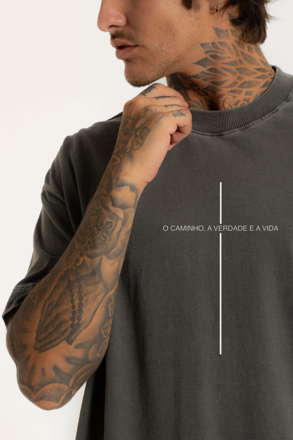 Camiseta Oversized Heavy Dois ou Mais - Cruz