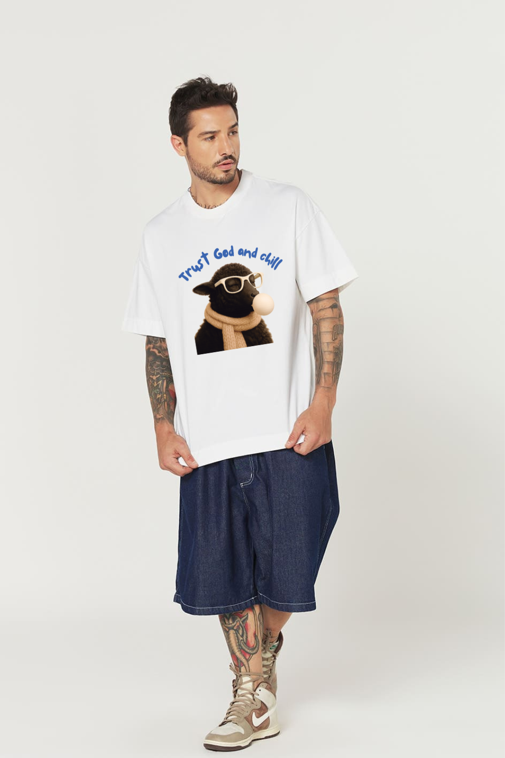 Camiseta Oversized Heavy - Trust God And Chill